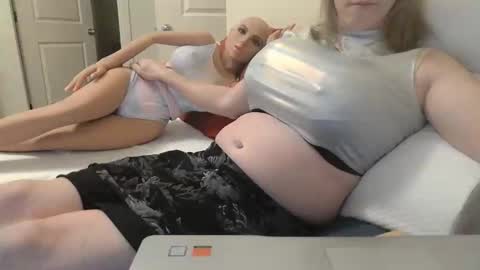 Snapshot of arianna_sinz chatting on 12.26.24 Arianna Sinz online show from 12.26.24