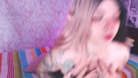 Snapshot of ariyokai chatting on 09.14.25 ariyokai online show from 09.14.25