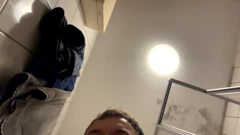 Snapshot of armyskater32 chatting on 10.26.25 armyskater32 online show from 10.26.25