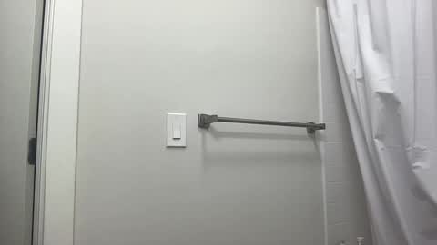 Snapshot of arnicbod chatting on 10.18.25 arnicbod online show from 10.18.25