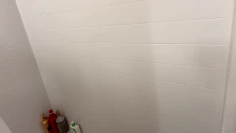 Snapshot of arnicbod chatting on 10.26.25 arnicbod online show from 10.26.25