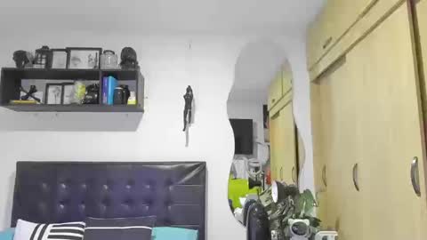 Snapshot of aronwilliams69 chatting on 09.17.25 ARON  Independent model  online show from 09.17.25