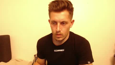 Snapshot of arromwilliam90 chatting on 12.07.24 arromwilliam90 online show from 12.07.24