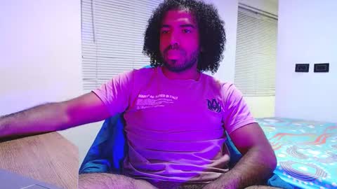 Snapshot of arthur_jamess chatting on 10.02.25 arthur_jamess online show from 10.02.25