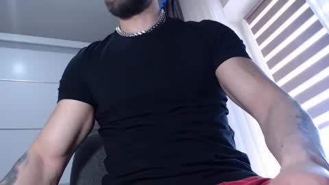 Snapshot of aryanaian1 chatting on 03.10.25 AryanAian1 online show from 03.10.25