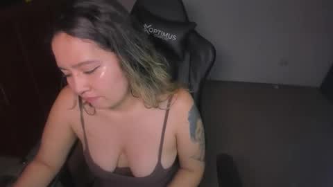 Snapshot of ash_smith1 chatting on 09.14.25 ash_smith1 online show from 09.14.25