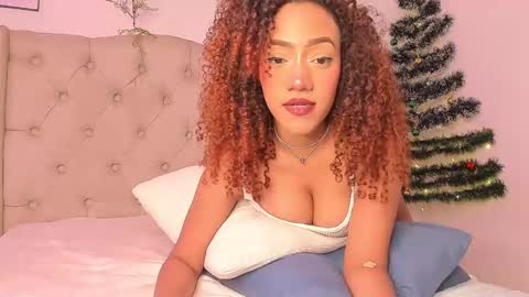 Snapshot of ashly_z chatting on 12.16.24 Ashly online show from 12.16.24