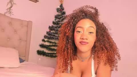 Snapshot of ashly_z chatting on 12.17.24 Ashly online show from 12.17.24