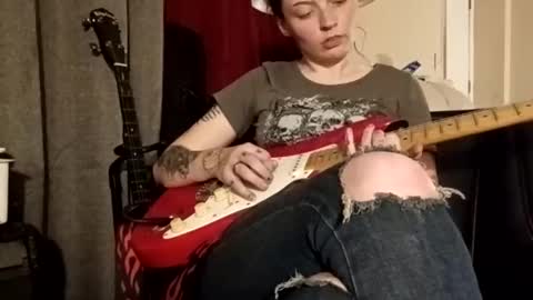 Snapshot of ashlynn5716 chatting on 10.12.25 ashlynn5716 online show from 10.12.25