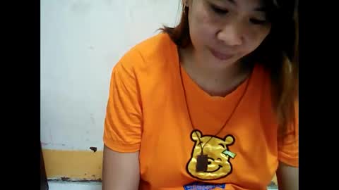 Snapshot of asiancutie143 chatting on 10.19.25 asiancutie143 online show from 10.19.25