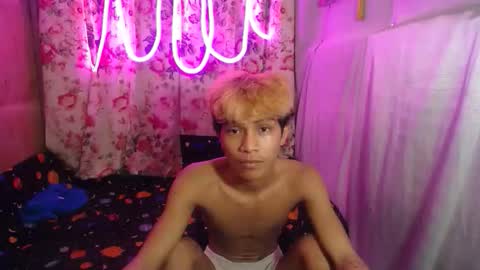 Snapshot of asianhot_boyxxx chatting on 10.29.25 asianhot_boyxxx online show from 10.29.25
