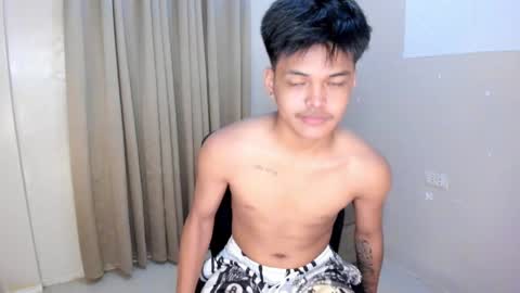 Snapshot of asianhugescott chatting on 02.02.25 VICTORIA SCOTT online show from 02.02.25