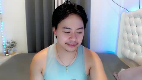 Snapshot of asianroy_x chatting on 01.02.25 Roy online show from 01.02.25