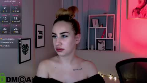 Snapshot of asol_muah chatting on 02.11.25 Asol online show from 02.11.25