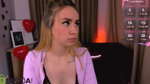 Snapshot of asol_muah chatting on 02.19.25 Asol online show from 02.19.25