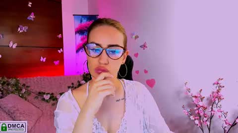 Snapshot of asol_muah chatting on 03.10.25 Asol online show from 03.10.25