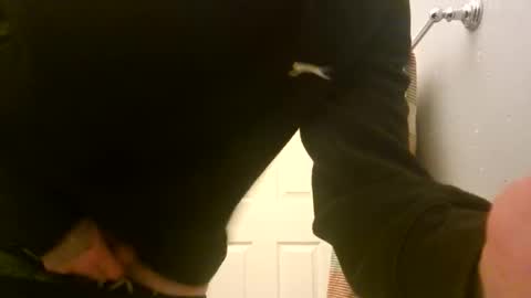 Snapshot of assguyxl chatting on 12.28.24 assguyxl online show from 12.28.24