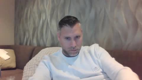 Snapshot of assmani28 chatting on 02.28.25 Assmani28 online show from 02.28.25