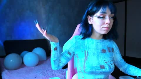 Snapshot of asuna_yuuki__ chatting on 12.18.24 My schedule GTM20500am-1100am online show from 12.18.24