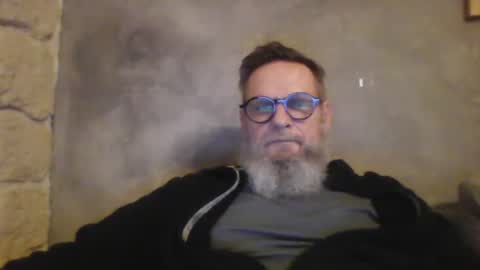 Snapshot of atatanka chatting on 01.04.25 atatanka online show from 01.04.25