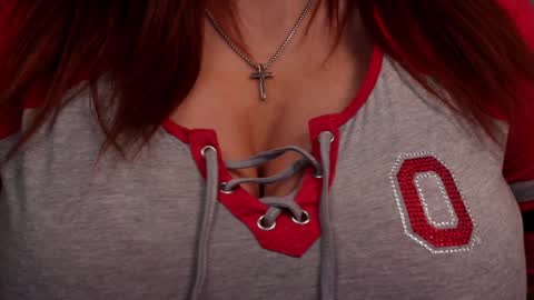 Snapshot of athenamatrix chatting on 10.13.25 Athena formerly loverinsecret online show from 10.13.25