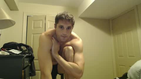 Snapshot of athleteguy55555 chatting on 09.22.25 tommycb55555 online show from 09.22.25