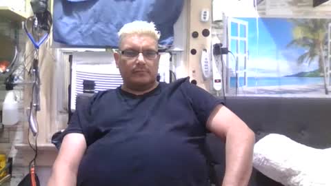 Snapshot of atr2424 chatting on 12.25.24 A online show from 12.25.24