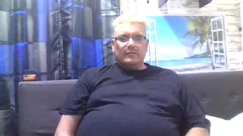 Snapshot of atr2424 chatting on 01.29.25 A online show from 01.29.25