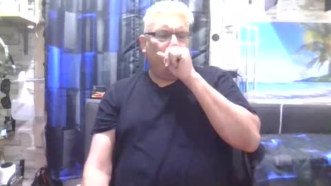 Snapshot of atr2424 chatting on 02.04.25 A online show from 02.04.25