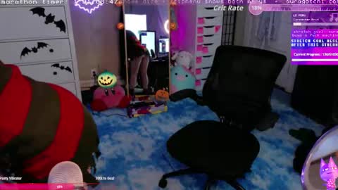 Snapshot of auragotchi chatting on 10.31.25 Aurora Aura online show from 10.31.25