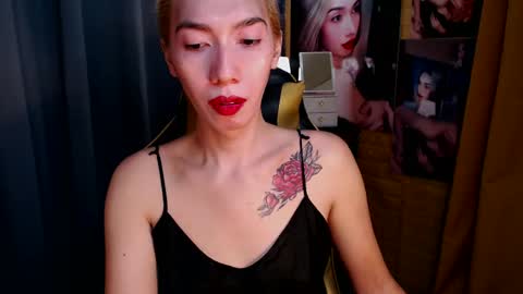 Miss awra online show from 02.18.25