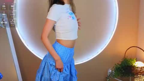 Snapshot of auriboss chatting on 11.05.25 Alice online show from 11.05.25