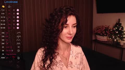 Snapshot of auroragreys chatting on 12.28.24 Aurora online show from 12.28.24