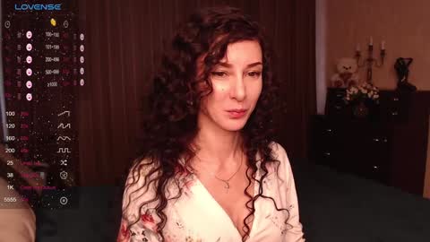 Snapshot of auroragreys chatting on 01.19.25 Aurora online show from 01.19.25