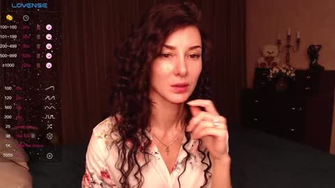 Snapshot of auroragreys chatting on 01.19.25 Aurora online show from 01.19.25