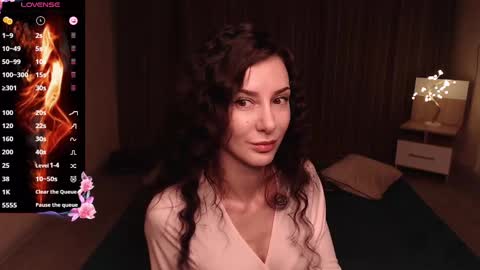 Snapshot of auroragreys chatting on 02.15.25 Aurora online show from 02.15.25