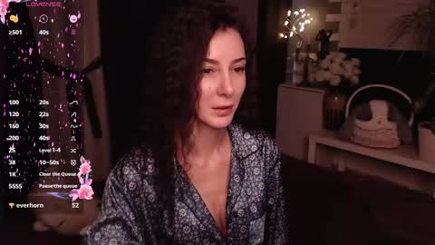 Snapshot of auroragreys chatting on 02.26.25 Aurora online show from 02.26.25