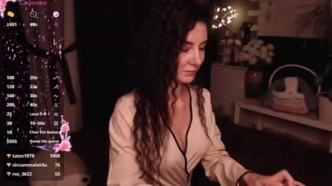 Snapshot of auroragreys chatting on 02.28.25 Aurora online show from 02.28.25