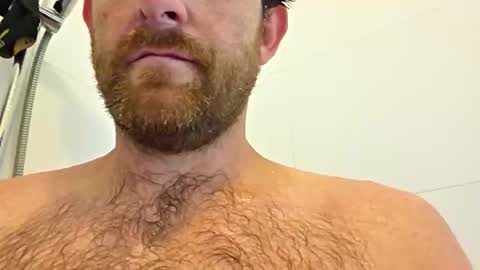 aussie_dadbod101 online show from 10.21.25