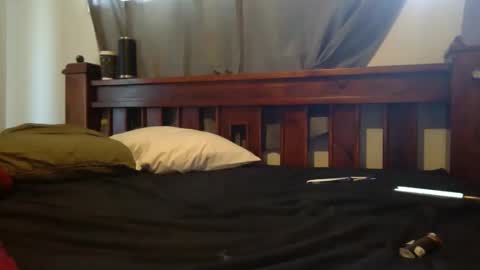 Snapshot of aussielovingxxx chatting on 12.09.24 Milf4u online show from 12.09.24