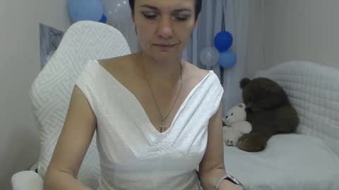 avasaturnian online show from 09.26.25