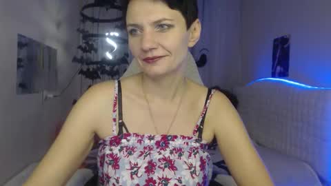 avasaturnian online show from 10.14.25