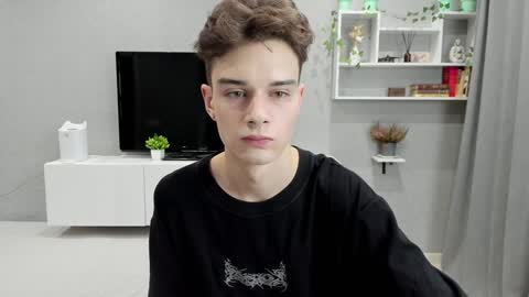 Snapshot of avegothy chatting on 02.07.25 gothy 3 online show from 02.07.25