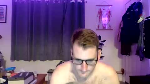 Snapshot of averagepenisalex chatting on 10.12.25 averagepenisalex online show from 10.12.25