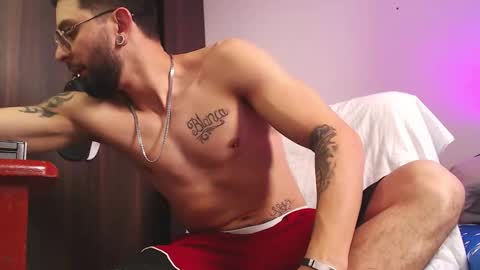 Snapshot of axel_7070 chatting on 11.02.25 Independiente Model online show from 11.02.25