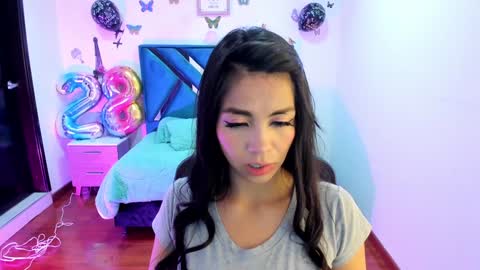 Snapshot of aylin_diazz chatting on 01.26.25 Aylin online show from 01.26.25