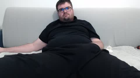 Snapshot of azer912 chatting on 12.02.24 Azer online show from 12.02.24