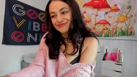 Azucena R online show from 10.20.25