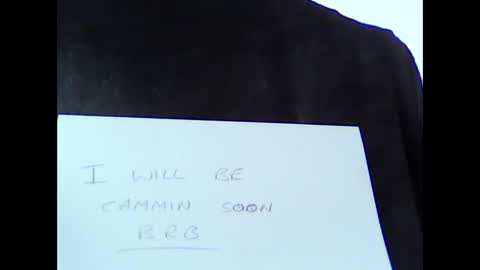 Snapshot of b1gg9inch chatting on 10.28.25 b1gg9inch online show from 10.28.25