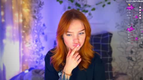 Snapshot of babyfoxyy chatting on 12.18.24 maddy online show from 12.18.24